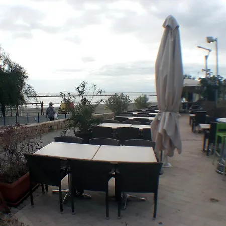 Efrosini Spacious 2 Bed Near The Beach Διαμέρισμα